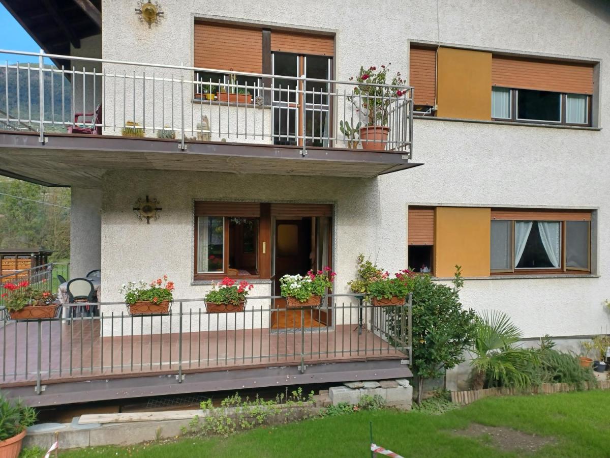 B & B Sentiero Valtellina Castello dell'Acqua Eksteriør billede